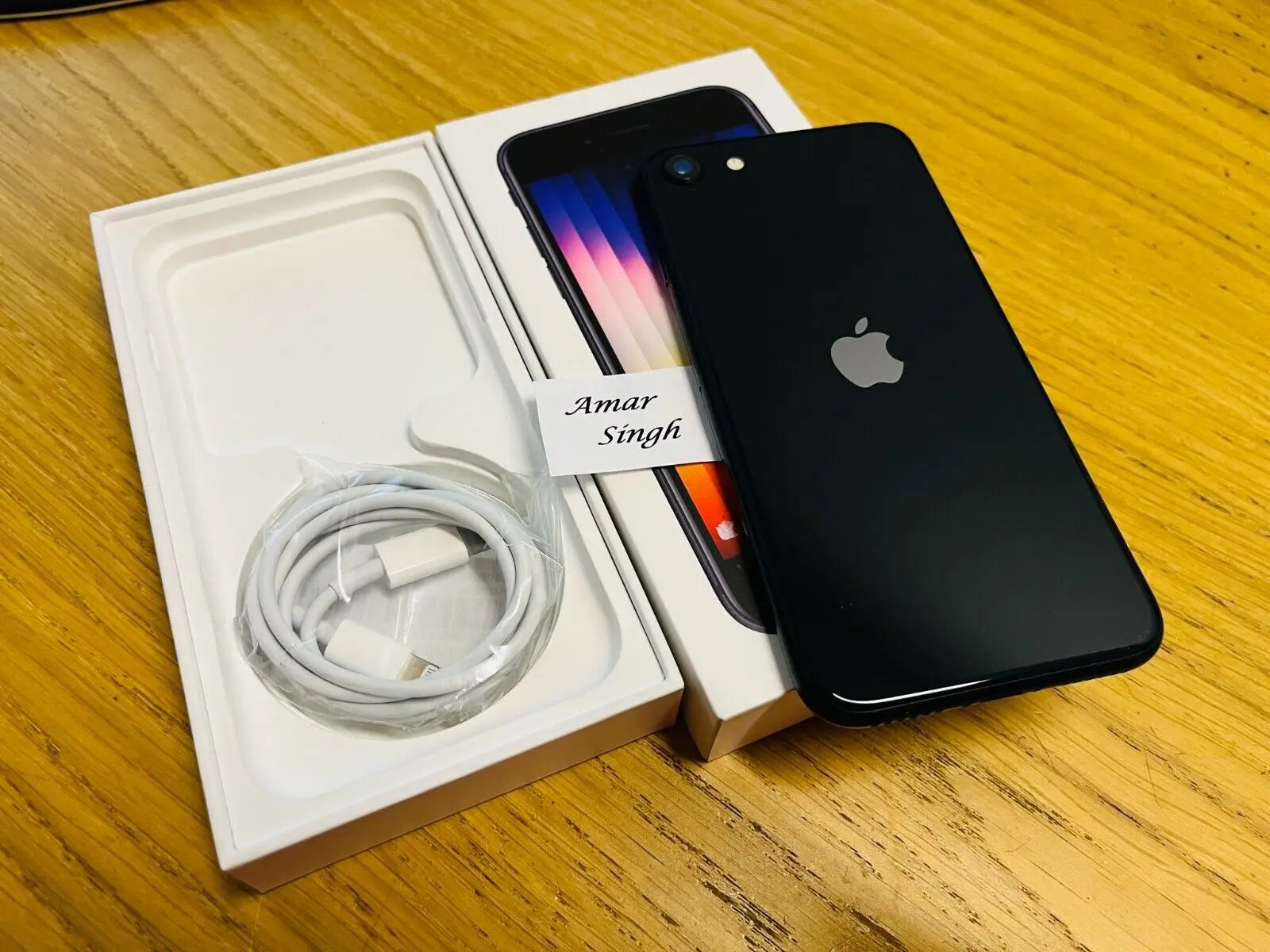 Refurbished iPhone SE 3 (2022) - 5G Unlocked | 64GB/128GB | A15 Bionic | Touch ID