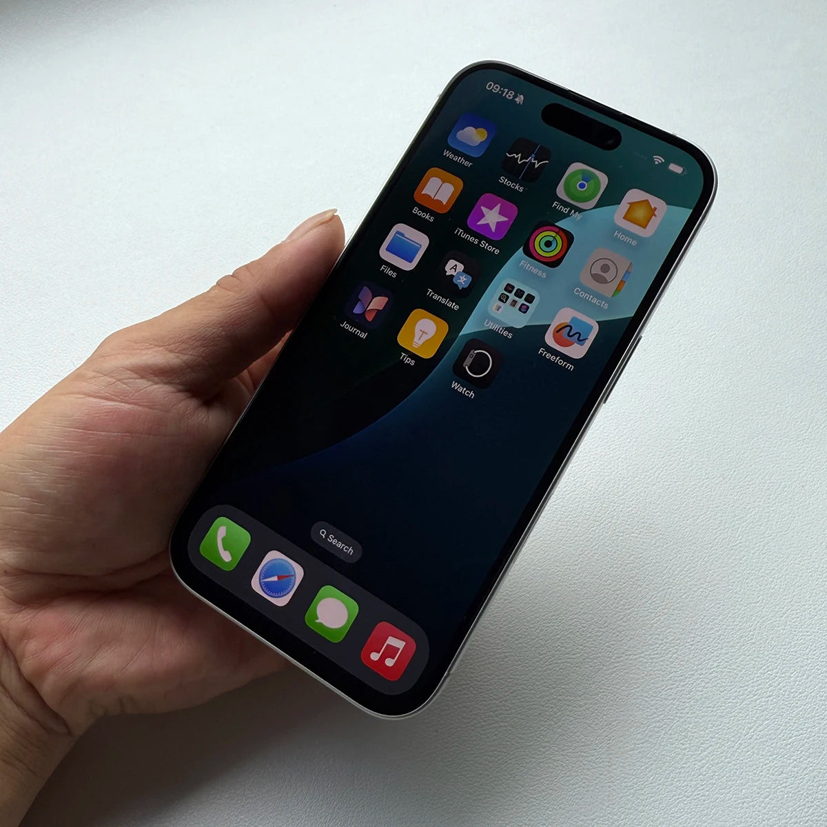 Original iPhone 16 Pro (Restored) | 128GB/256GB | A18 Chip, 120Hz ProMotion, iOS 18 | Unlocked